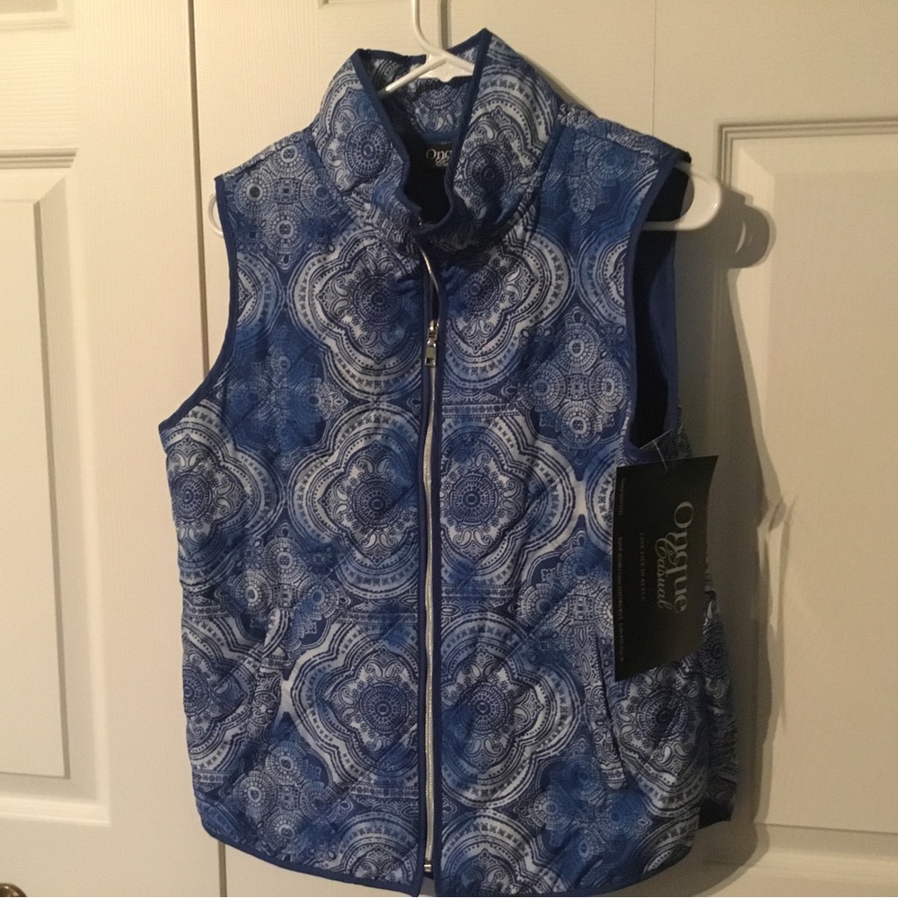 On que brand vest